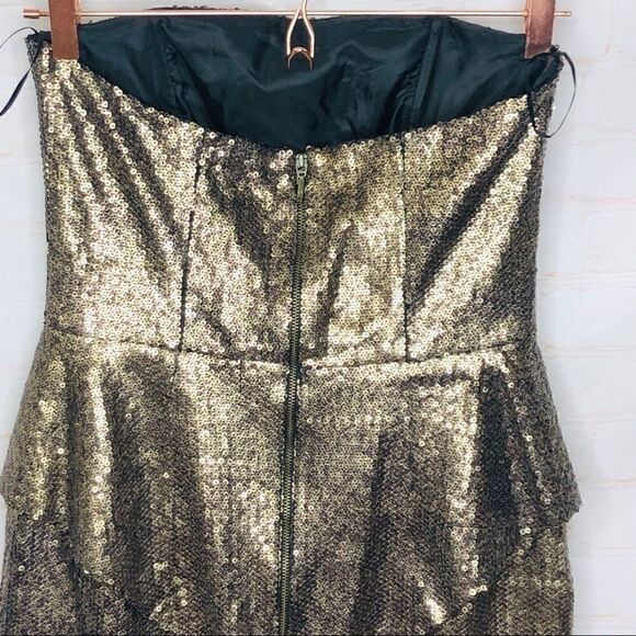 Unspoken  gold sequin strapless Pepulm dress - Picture 7 of 7